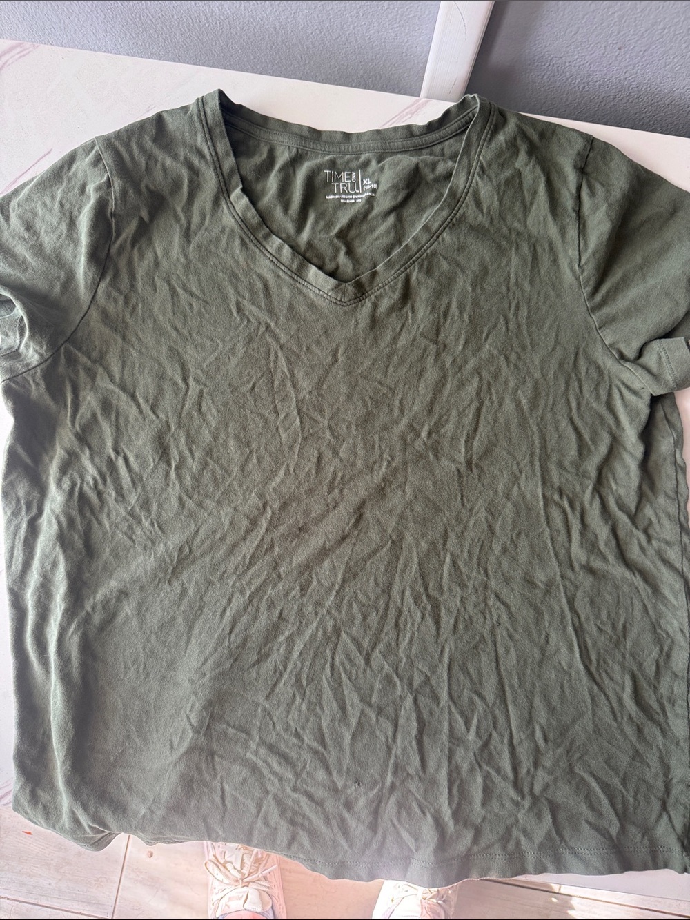 Time and Tru Olive V-Neck Short Sleeve Tee
